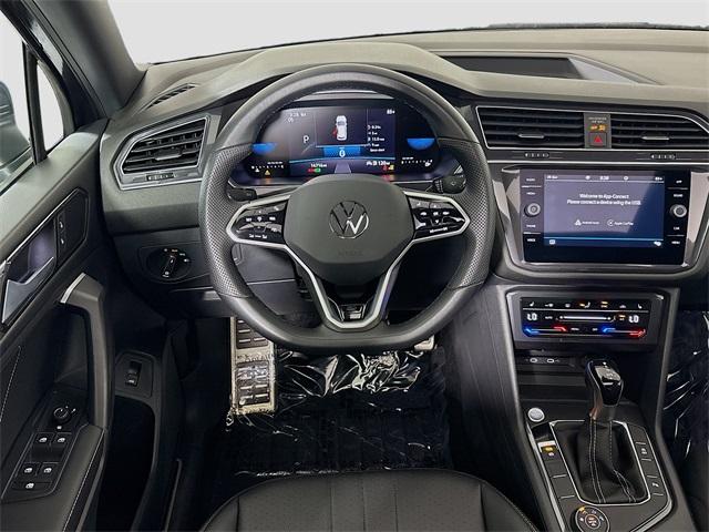 2024 Volkswagen Tiguan Vehicle Photo in Puyallup, WA 98371