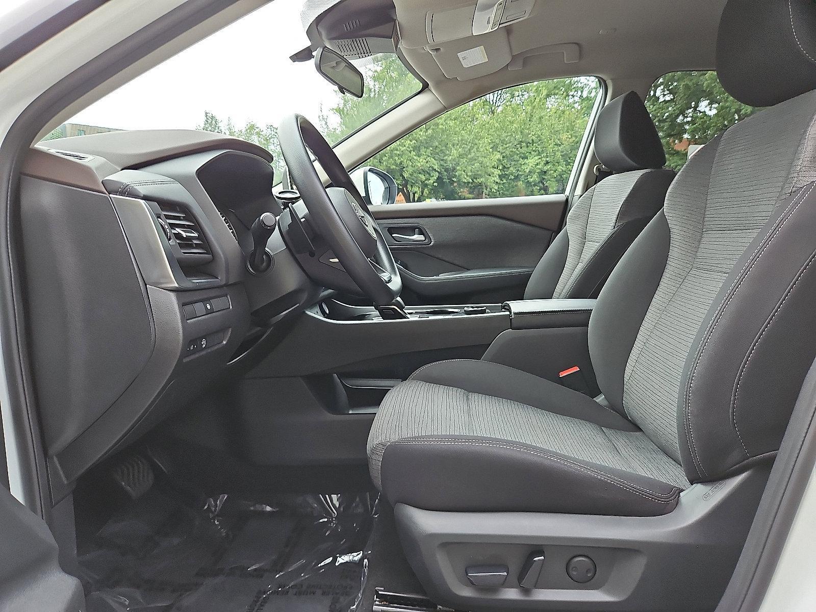 2023 Nissan Rogue Vehicle Photo in Jenkintown, PA 19046
