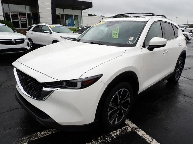 2022 Mazda CX-5 Vehicle Photo in ZELIENOPLE, PA 16063-2910