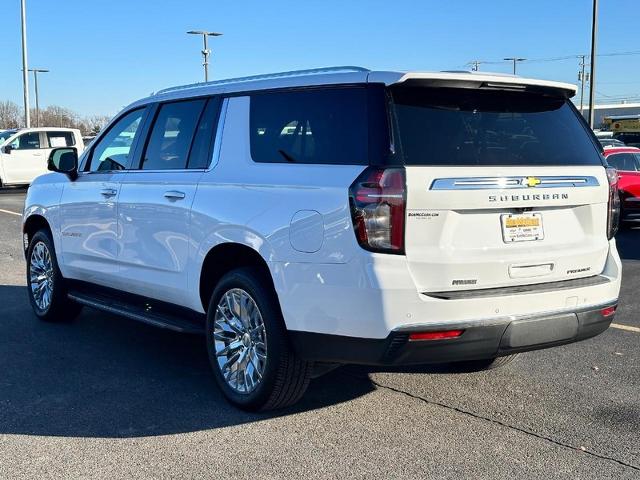 2024 Chevrolet Suburban Vehicle Photo in COLUMBIA, MO 65203-3903