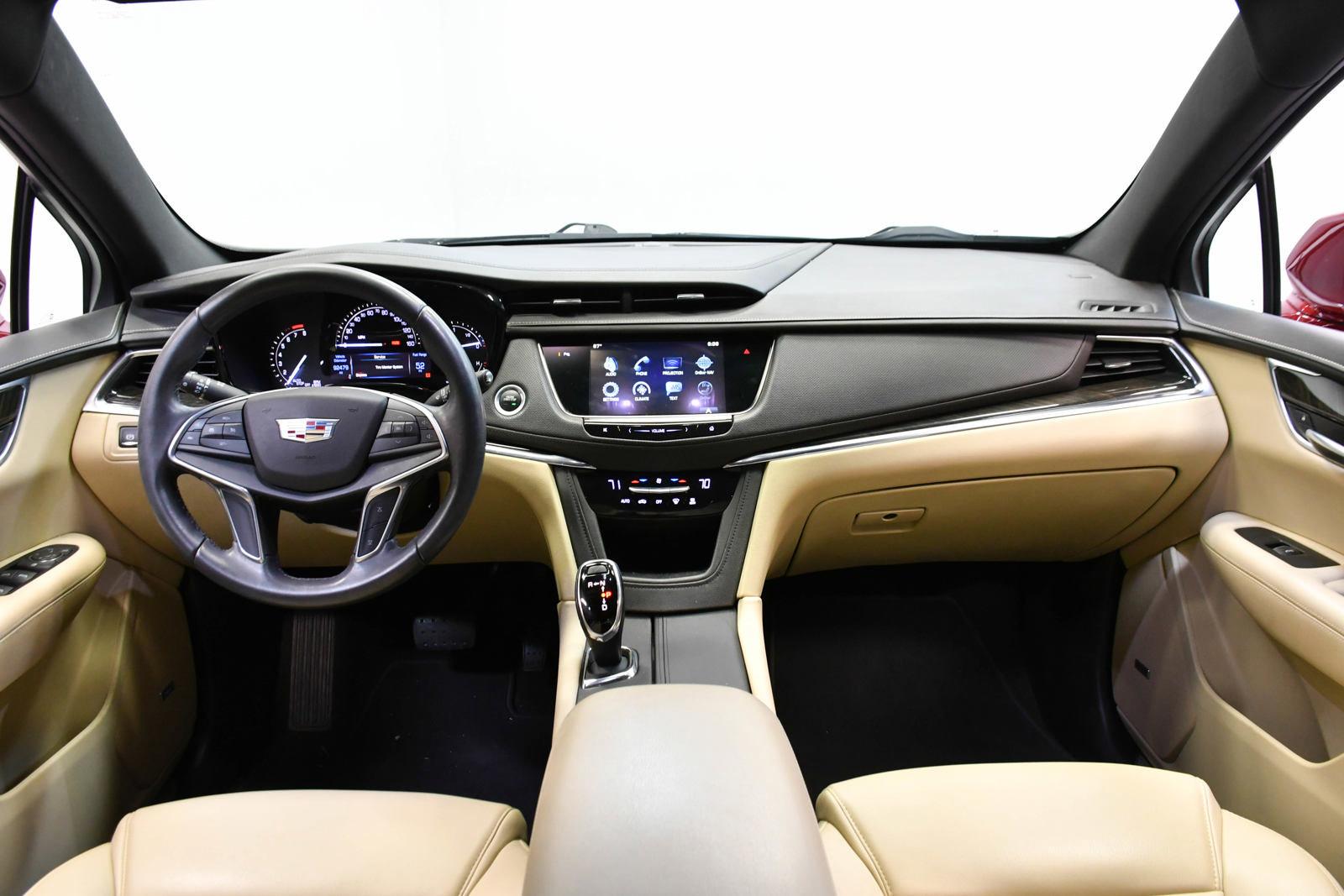 2017 Cadillac XT5 Vehicle Photo in DALLAS, TX 75235