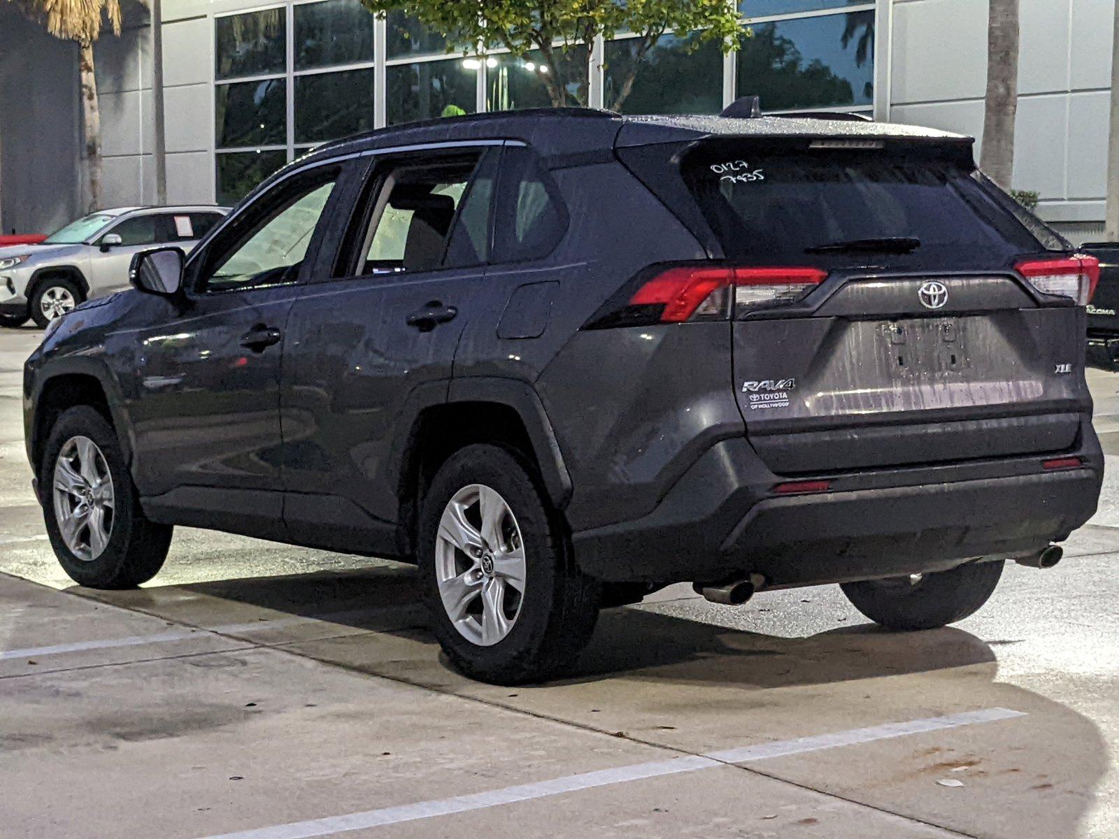 2021 Toyota RAV4 Vehicle Photo in Davie, FL 33331