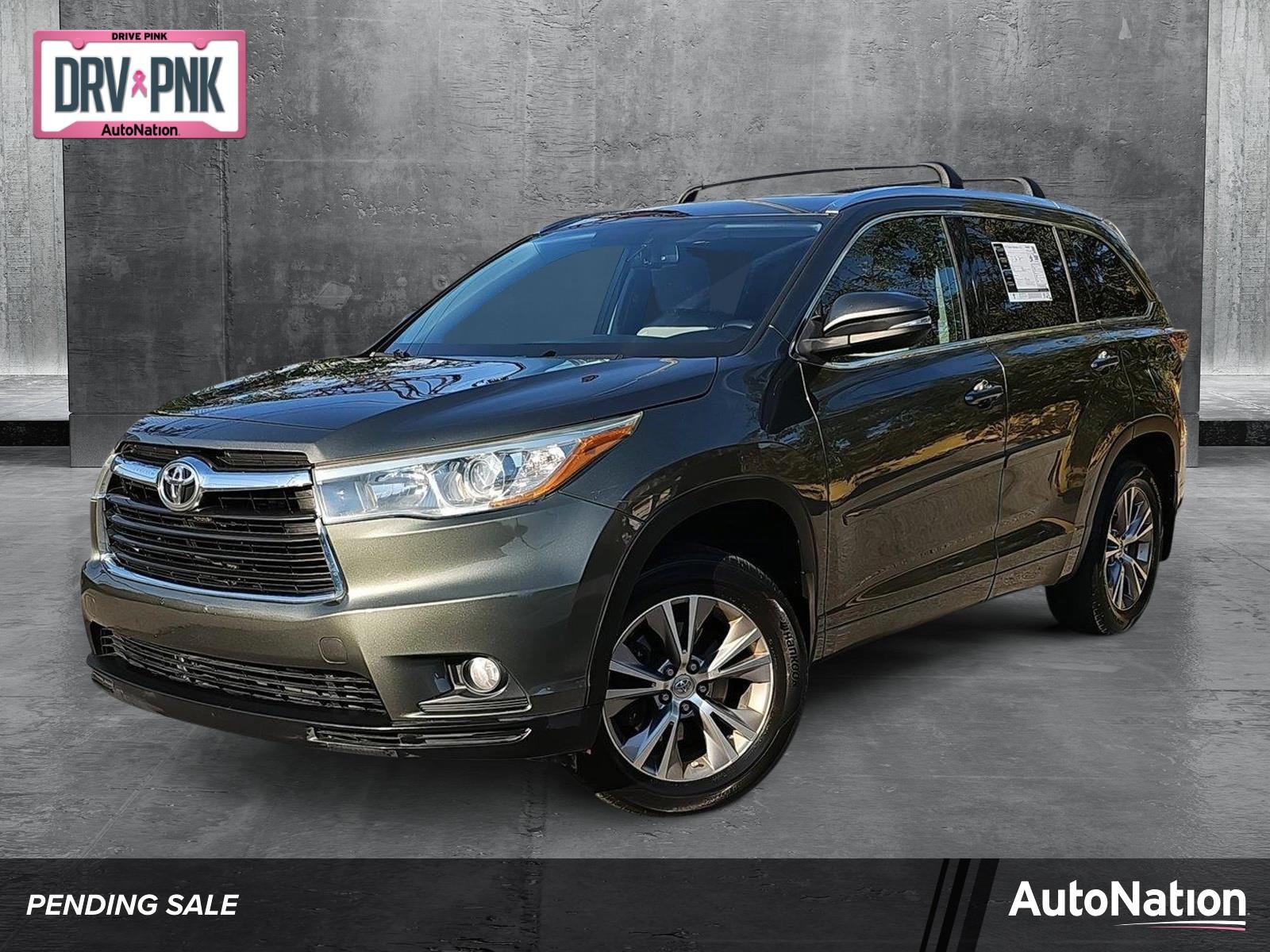 2015 Toyota Highlander Vehicle Photo in TIMONIUM, MD 21093-2300