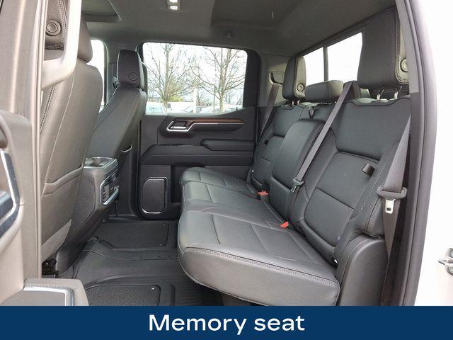 2024 GMC Sierra 1500 Vehicle Photo in WATERTOWN, CT 06795-3318