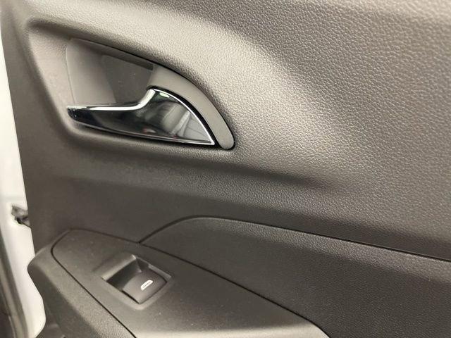 2025 Chevrolet Trax Vehicle Photo in PHOENIX, AZ 85014-3381