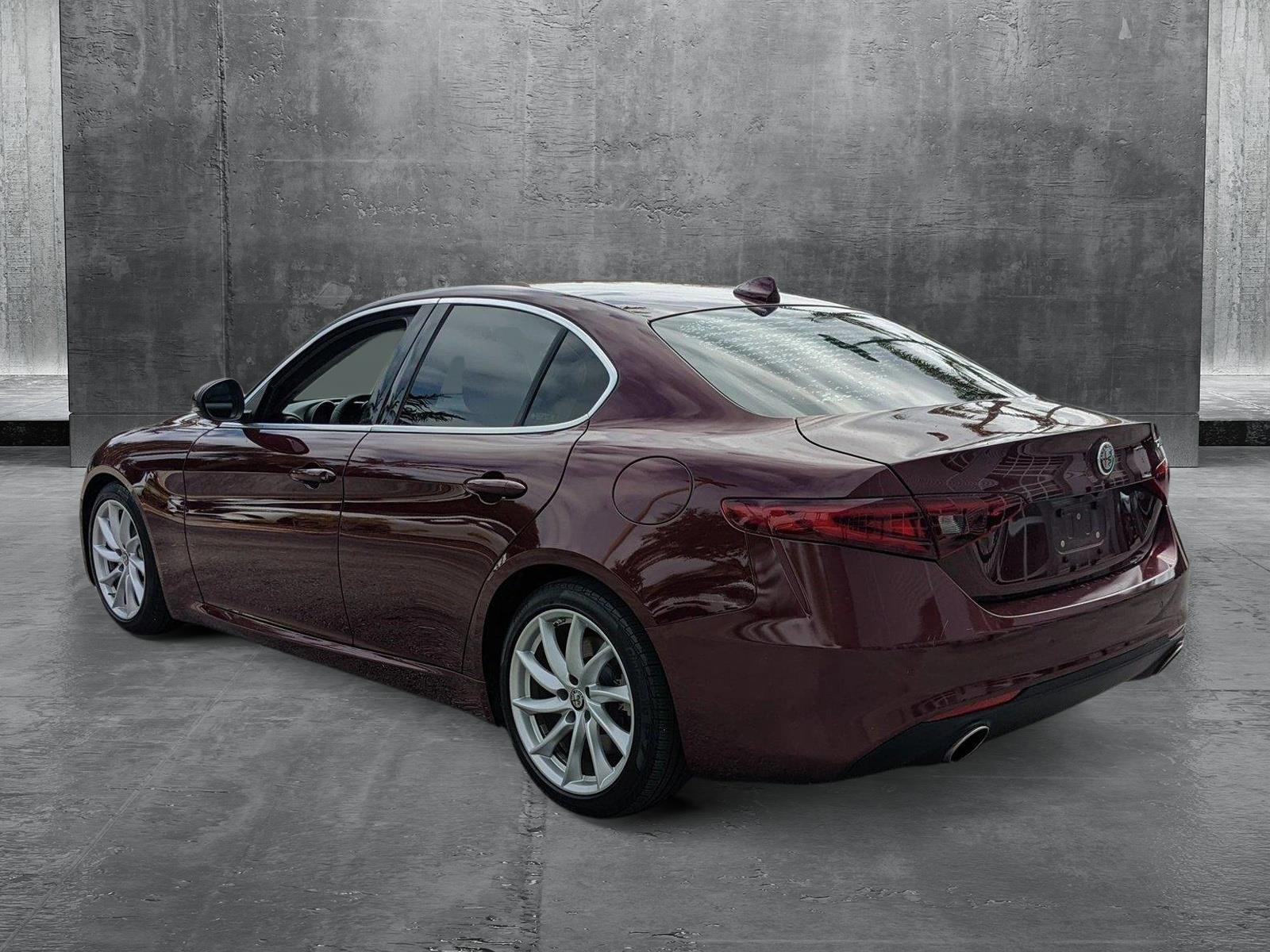 2019 Alfa Romeo Giulia Vehicle Photo in Pompano Beach, FL 33064