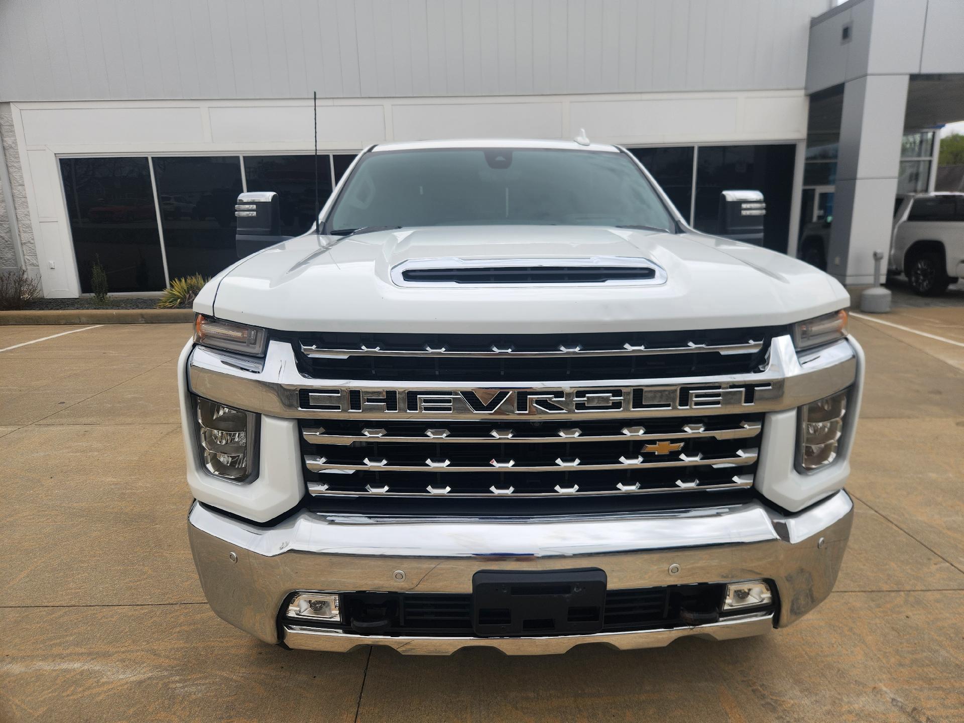 Used 2020 Chevrolet Silverado 2500HD LTZ with VIN 1GC4YPEY2LF163543 for sale in Sparta, IL