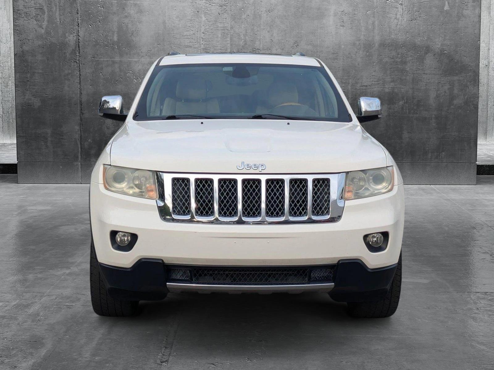 2011 Jeep Grand Cherokee Vehicle Photo in WEST PALM BEACH, FL 33407-3296