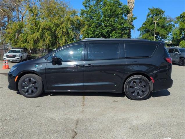 2019 Chrysler Pacifica Vehicle Photo in PASADENA, CA 91107-3803