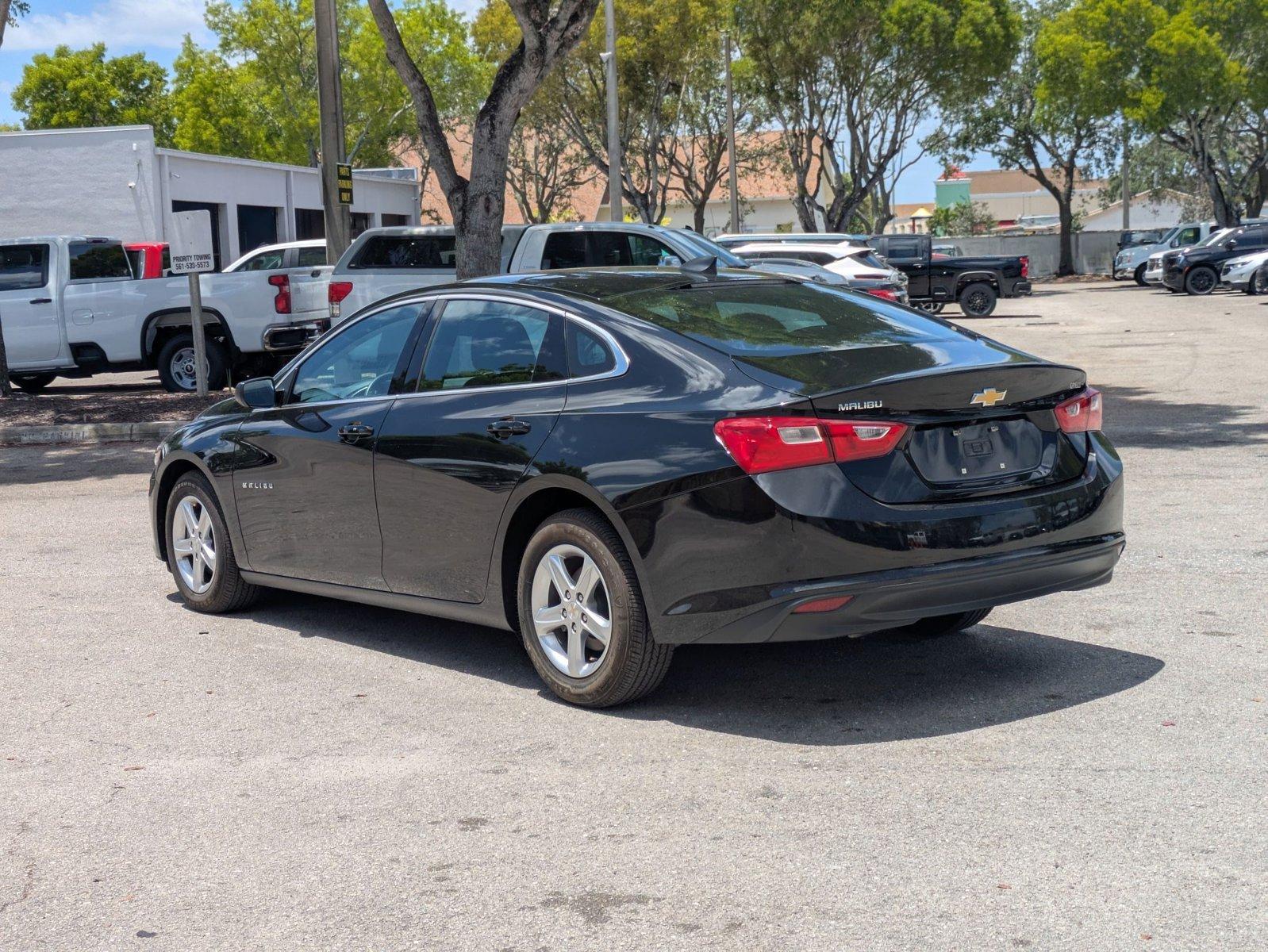 2022 Chevrolet Malibu Vehicle Photo in GREENACRES, FL 33463-3207