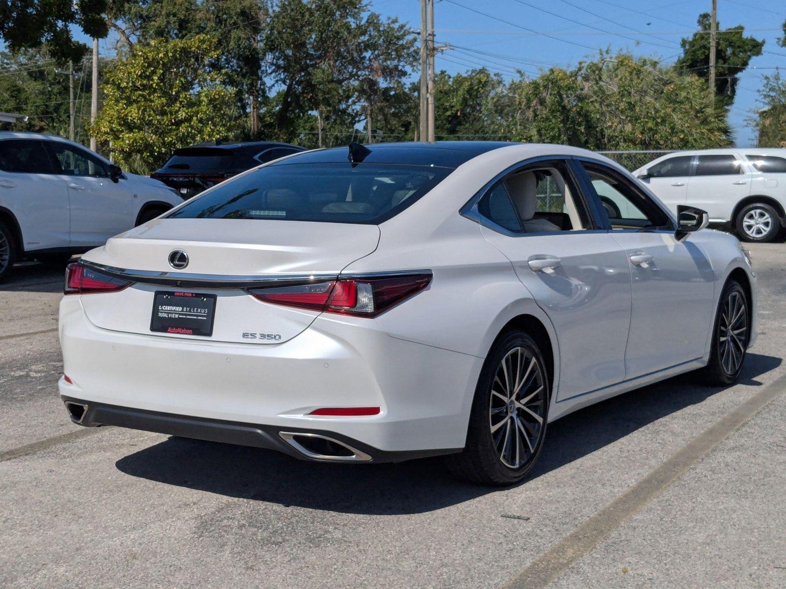 2024 Lexus ES 350 Vehicle Photo in Tampa, FL 33614