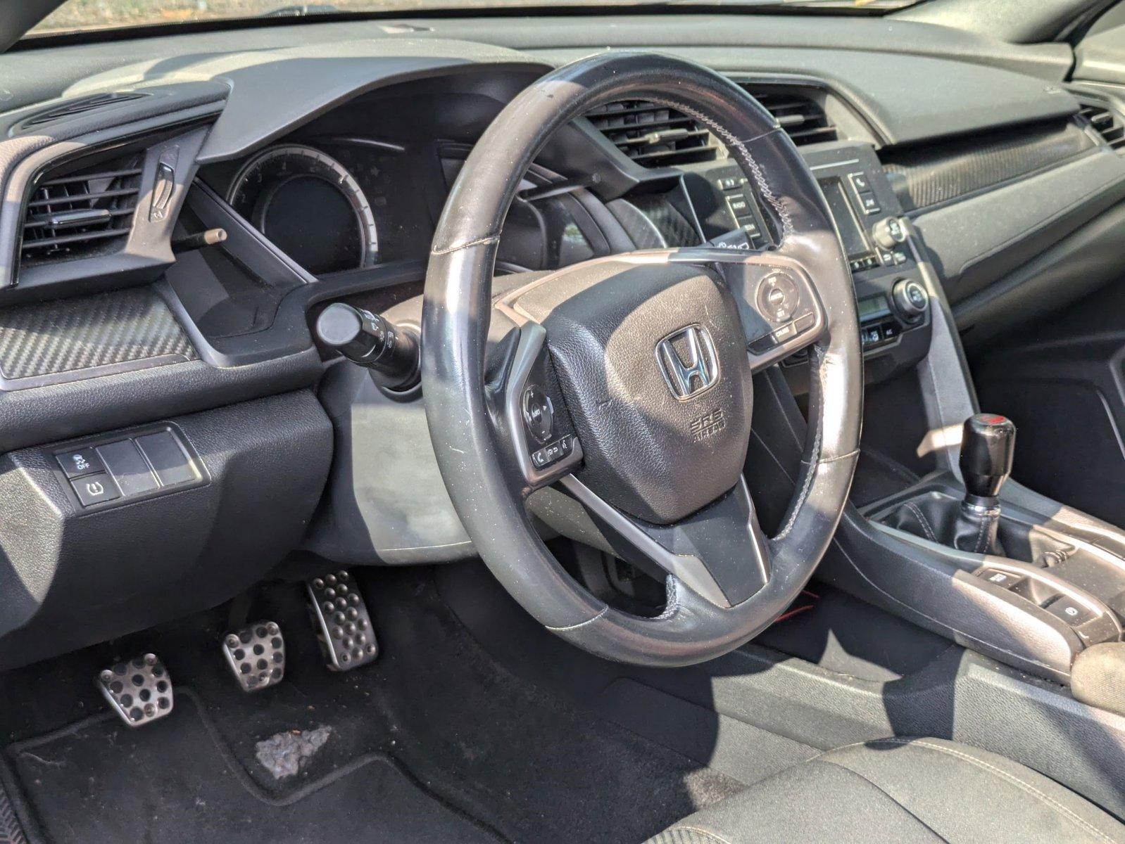 2018 Honda Civic Hatchback Vehicle Photo in Tampa, FL 33614
