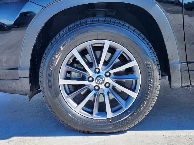 2017 Toyota Highlander Vehicle Photo in DALLAS, TX 75209