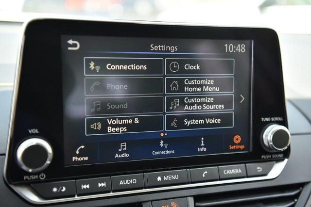 2024 Nissan Altima Vehicle Photo in Ballwin, MO 63011