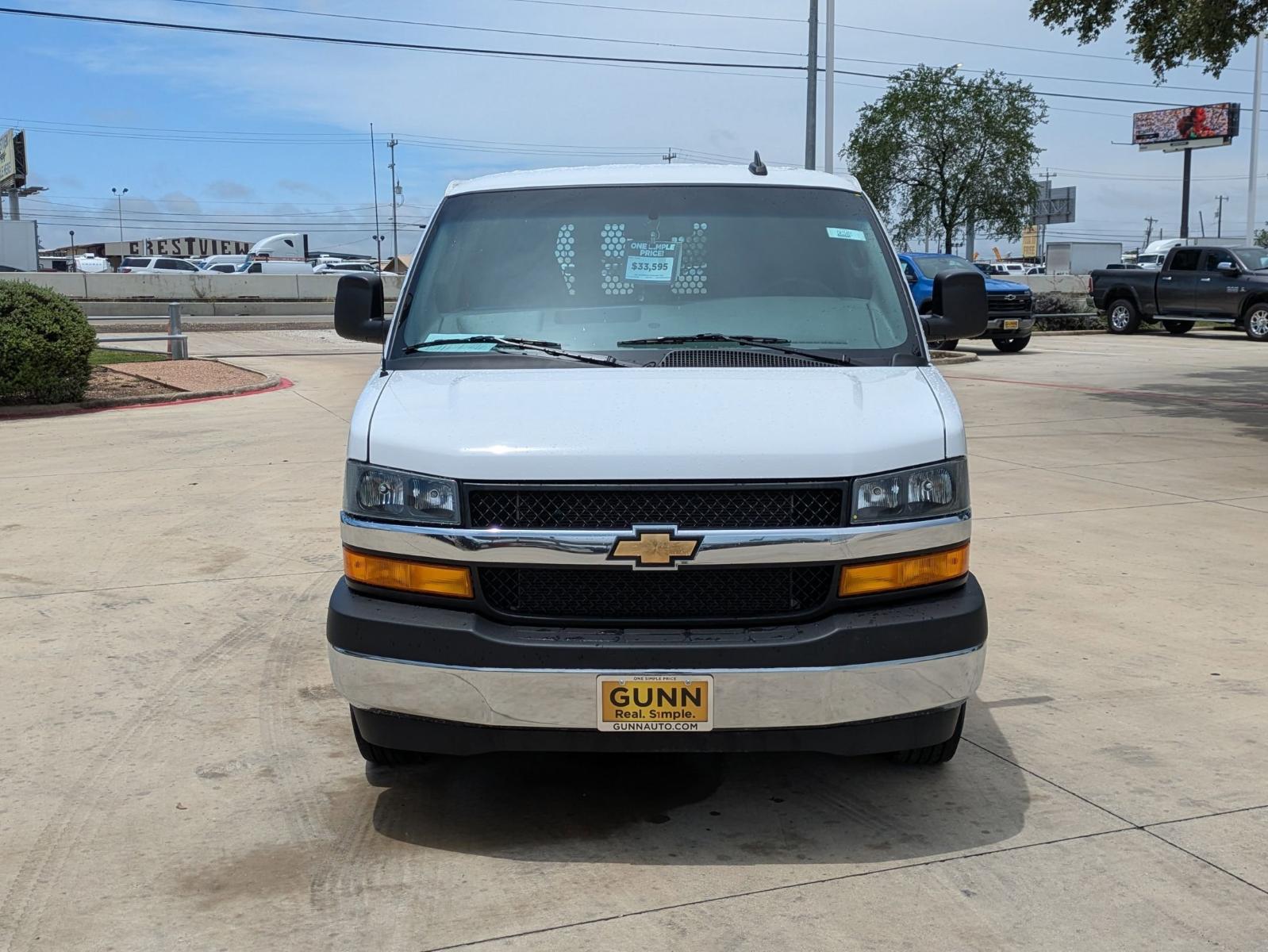 2023 Chevrolet Express Cargo 2500 Vehicle Photo in SELMA, TX 78154-1460