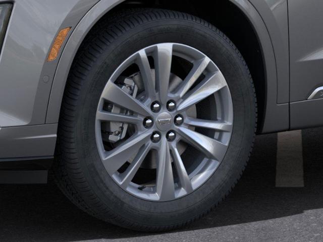 2025 Cadillac XT6 Vehicle Photo in SMITHTOWN, NY 11787-5023