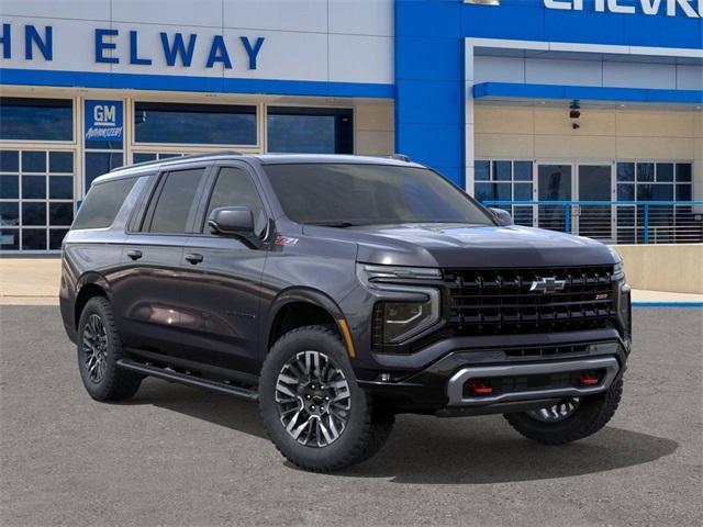 2025 Chevrolet Suburban Vehicle Photo in ENGLEWOOD, CO 80113-6708