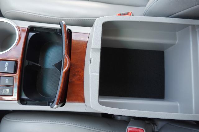 2013 Toyota Highlander Vehicle Photo in Riverdale, UT 84405