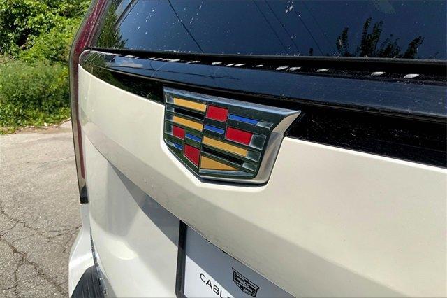 2023 Cadillac Escalade Vehicle Photo in KANSAS CITY, MO 64114-4545