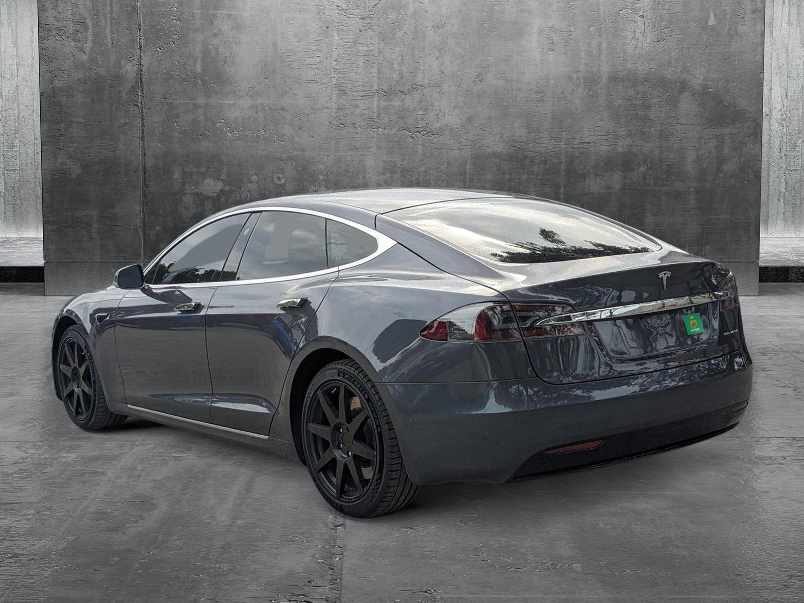 2021 Tesla Model S Vehicle Photo in GREENACRES, FL 33463-3207