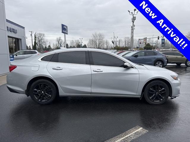 2017 Chevrolet Malibu Vehicle Photo in Puyallup, WA 98371