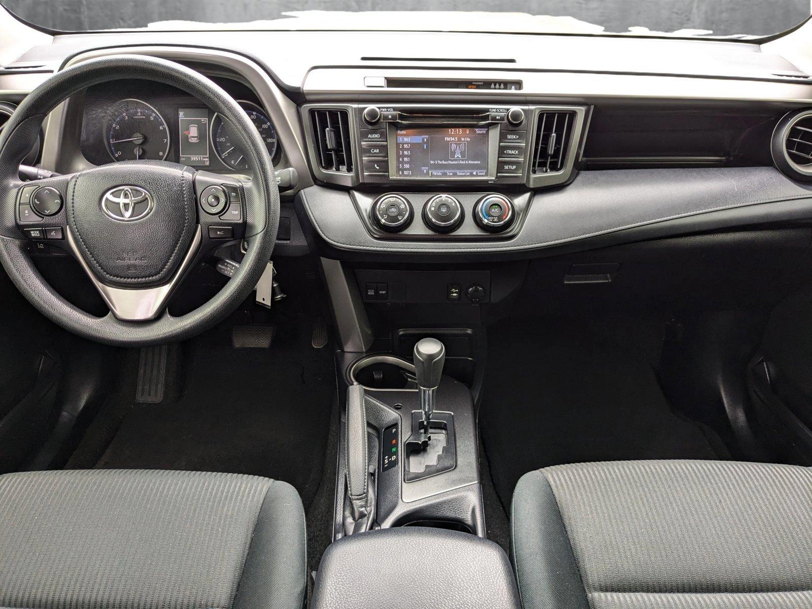 2018 Toyota RAV4 Vehicle Photo in CORPUS CHRISTI, TX 78412-4902