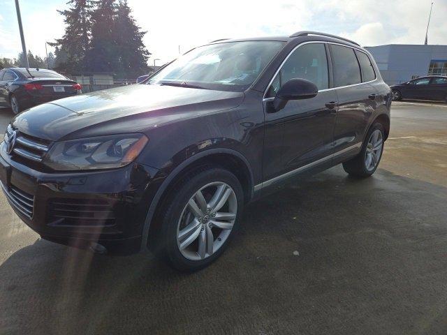 2012 Volkswagen Touareg Vehicle Photo in EVERETT, WA 98203-5662