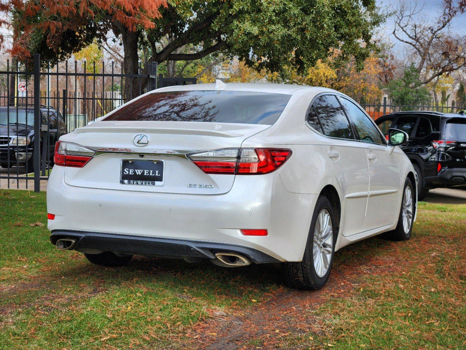 2017 Lexus ES 350 Vehicle Photo in FORT WORTH, TX 76132