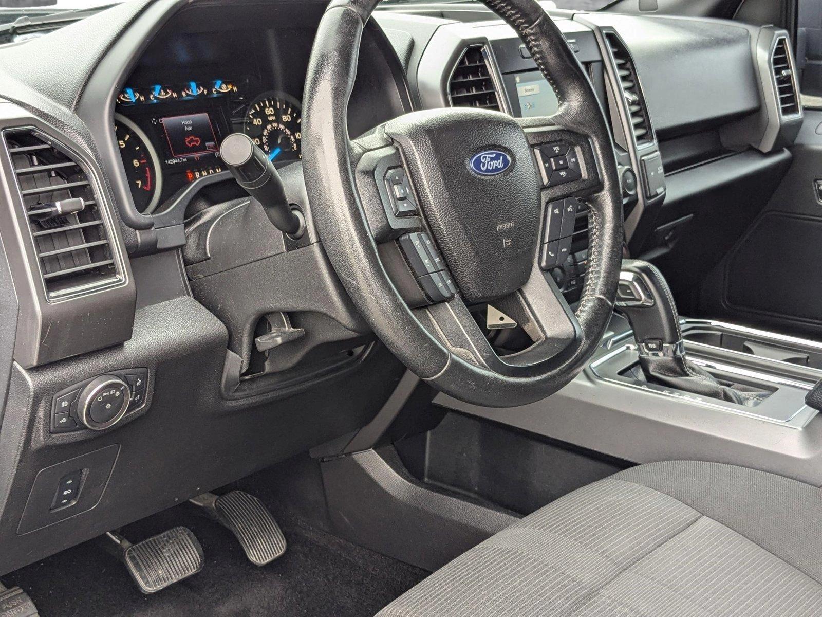 2017 Ford F-150 Vehicle Photo in Miami, FL 33015