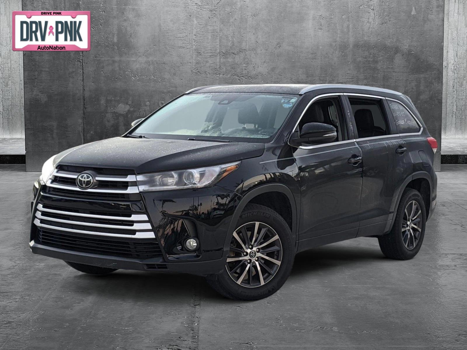 2017 Toyota Highlander Vehicle Photo in Davie, FL 33331