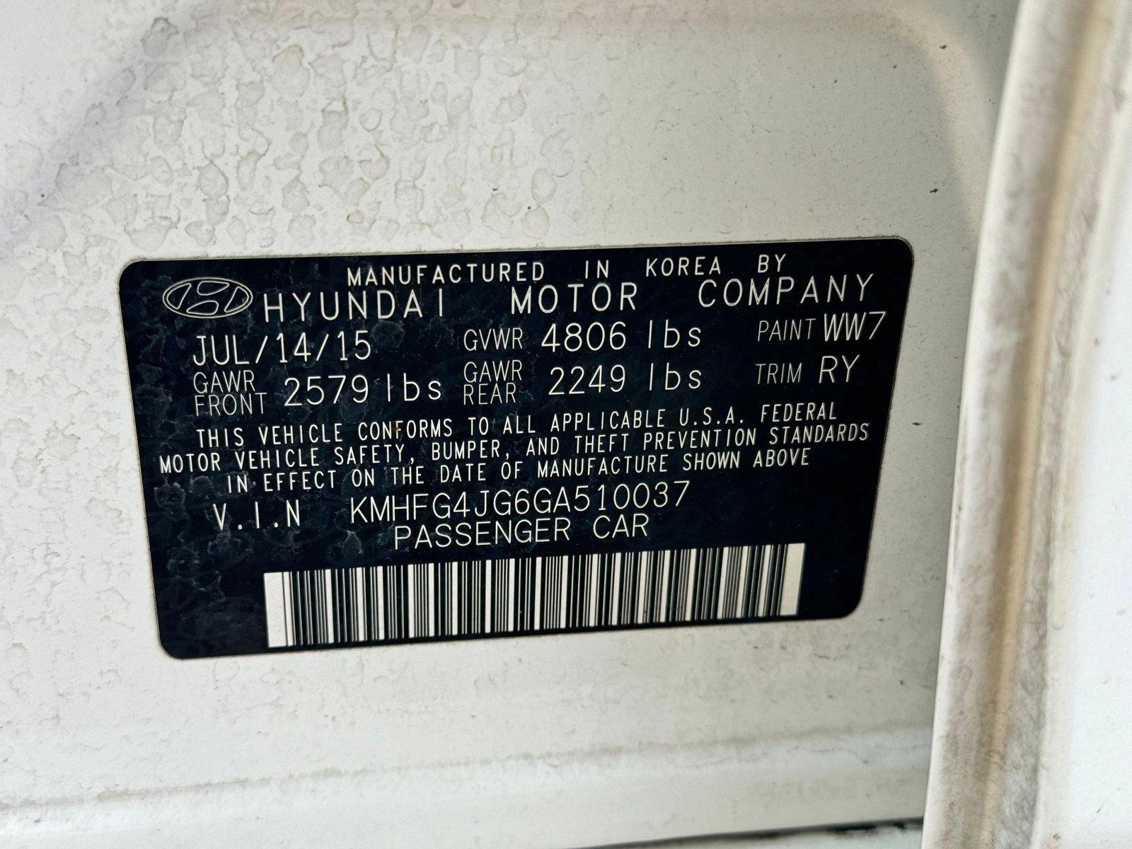 2016 Hyundai AZERA Vehicle Photo in Tampa, FL 33614