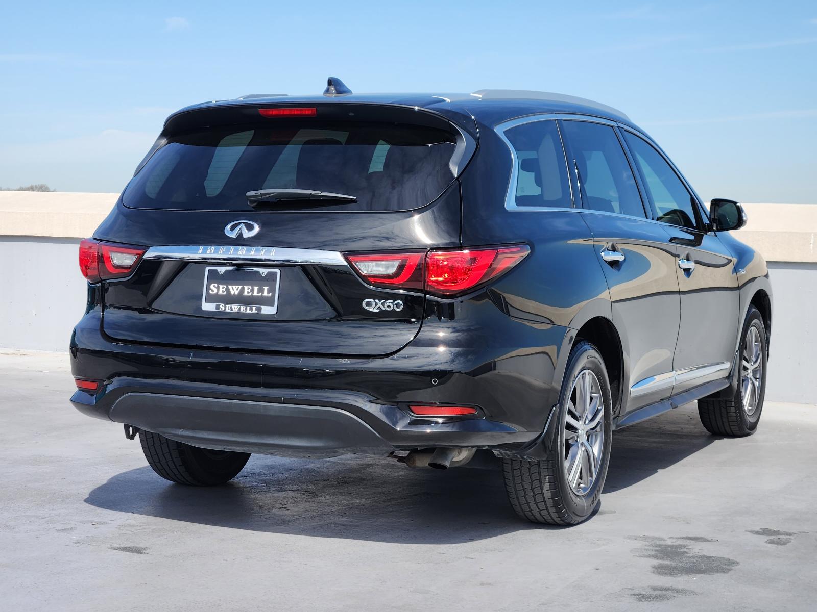 2020 INFINITI QX60 Vehicle Photo in DALLAS, TX 75209