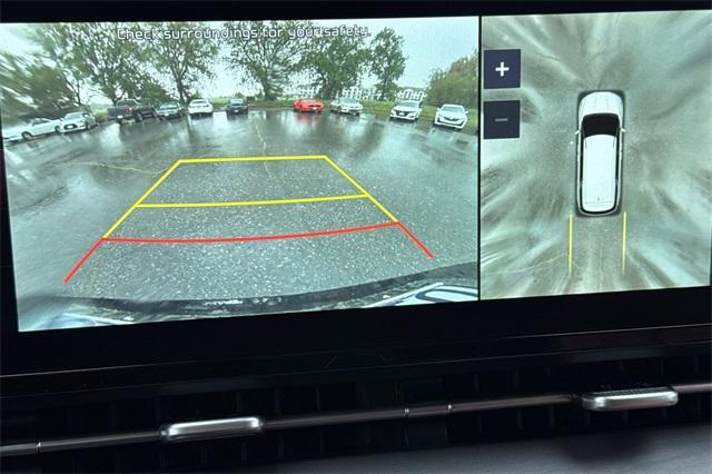 2022 Kia Carnival Vehicle Photo in ELK GROVE, CA 95757-8703