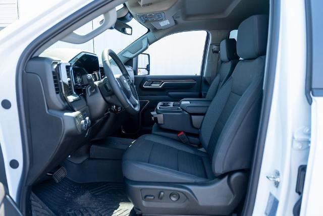 2025 Chevrolet Silverado 2500 HD Vehicle Photo in PLYMOUTH, MA 02360-4801