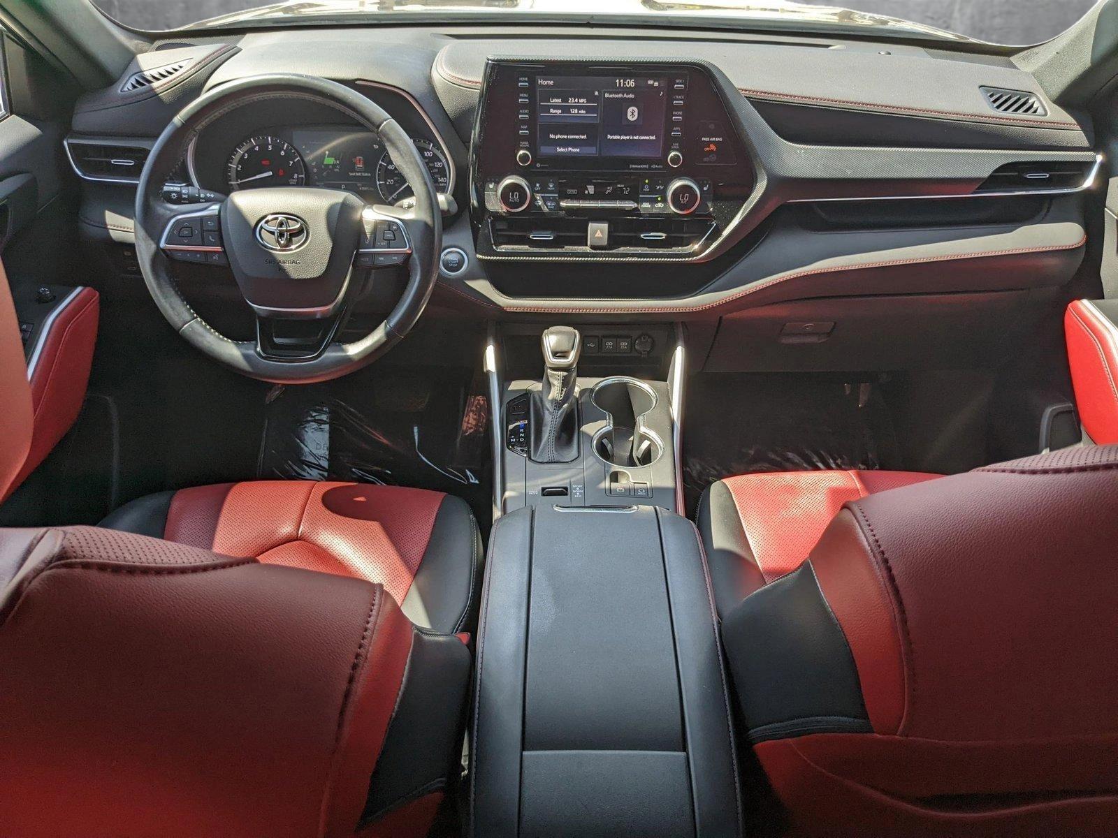 2021 Toyota Highlander Vehicle Photo in Davie, FL 33331