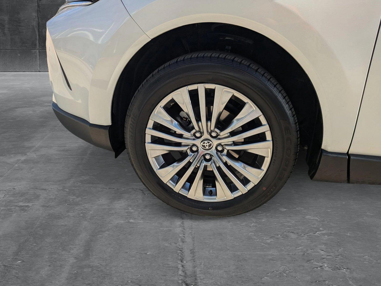 2024 Toyota Venza Vehicle Photo in Winter Park, FL 32792