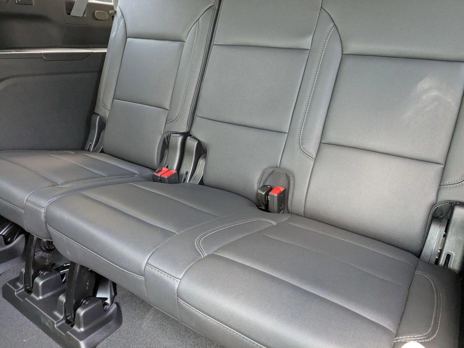 2024 Chevrolet Suburban Vehicle Photo in Miami, FL 33169