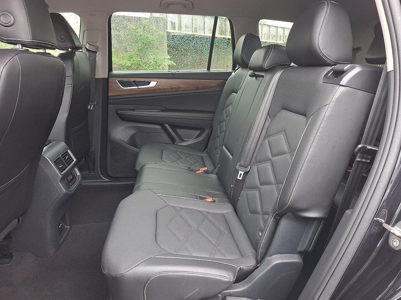 2024 Volkswagen Atlas Vehicle Photo in Trevose, PA 19053