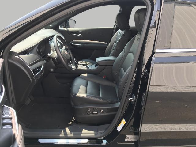 2023 Cadillac XT4 Vehicle Photo in GREEN BAY, WI 54303-3330