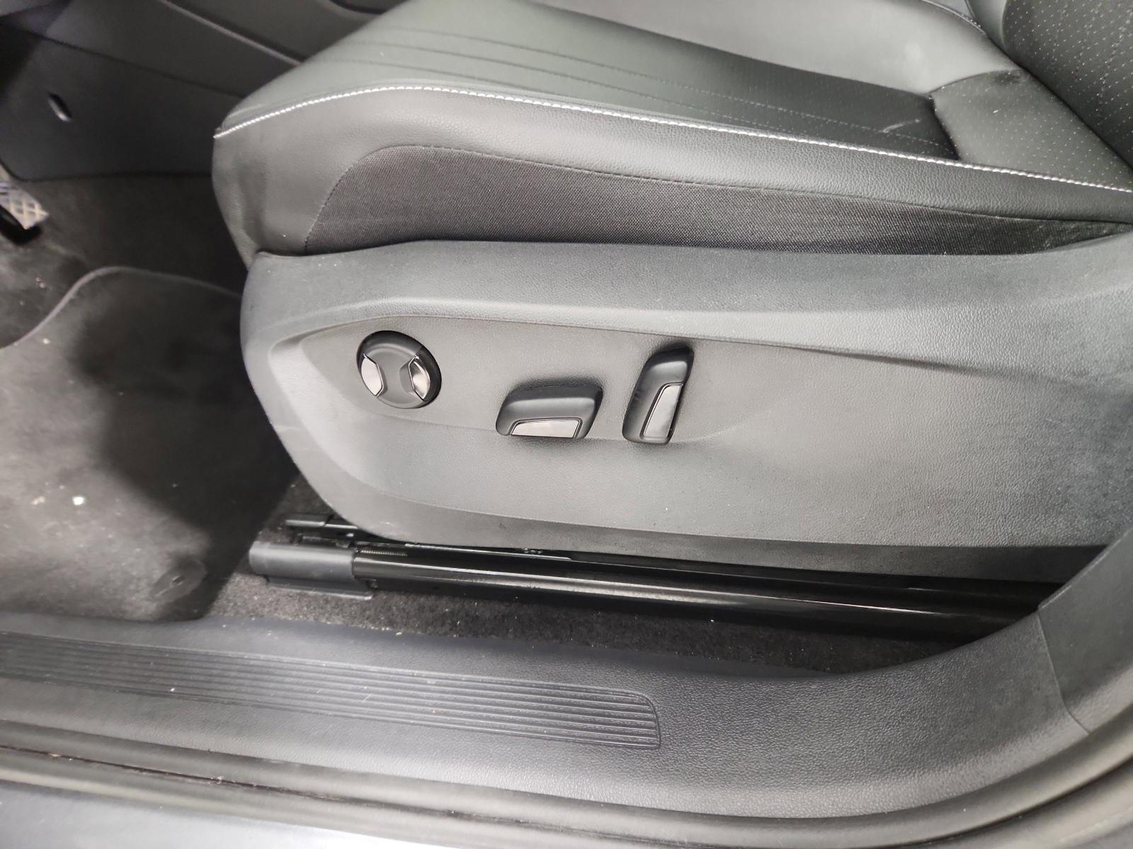 2023 Volkswagen Tiguan Vehicle Photo in Georgetown, TX 78626