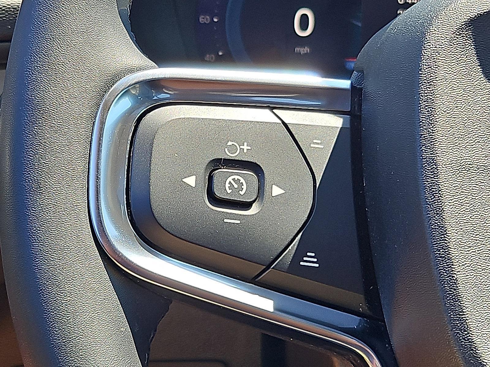 2023 Volvo XC40 Vehicle Photo in Trevose, PA 19053