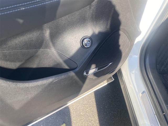 2024 Buick Envision Vehicle Photo in GOODYEAR, AZ 85338-1310