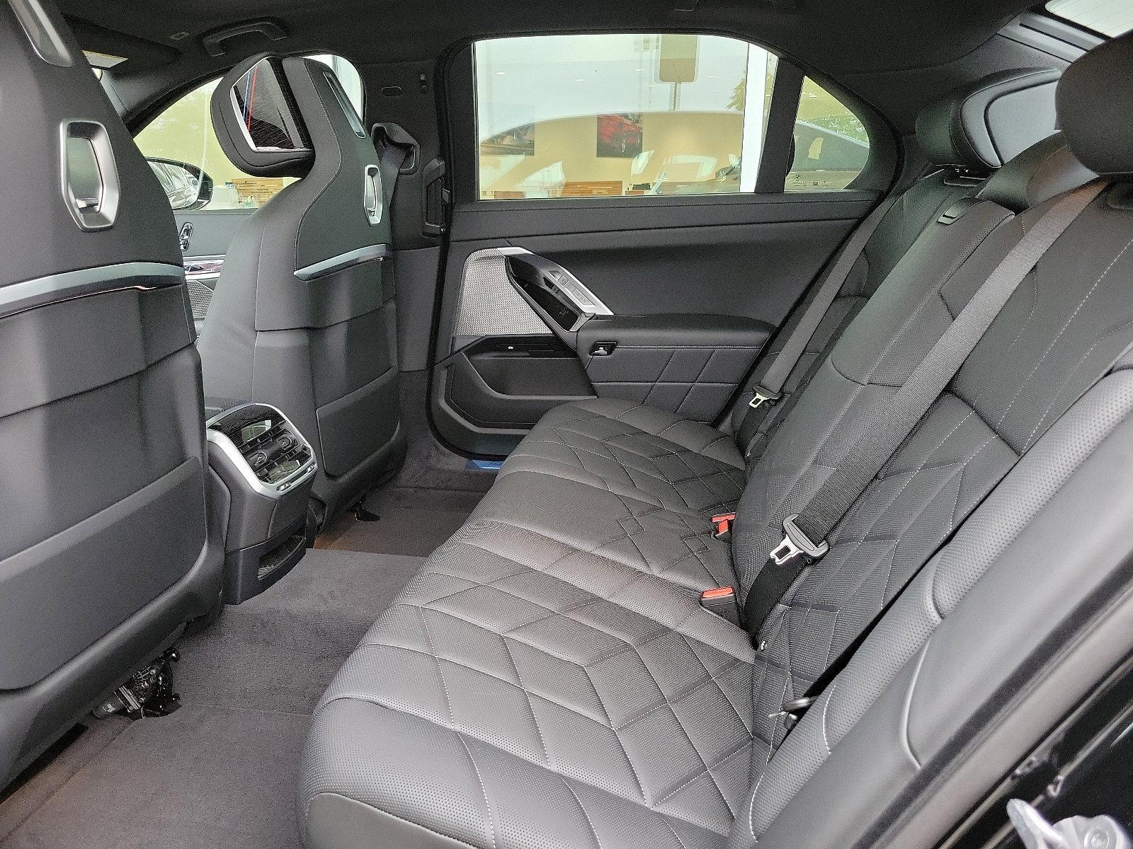 2024 BMW i7 Vehicle Photo in Lancaster, PA 17601