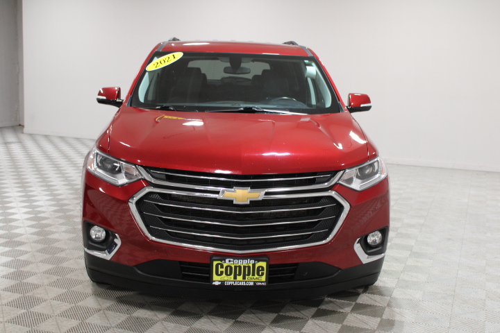 Used 2021 Chevrolet Traverse 3LT with VIN 1GNEVHKW5MJ109455 for sale in Louisville, NE