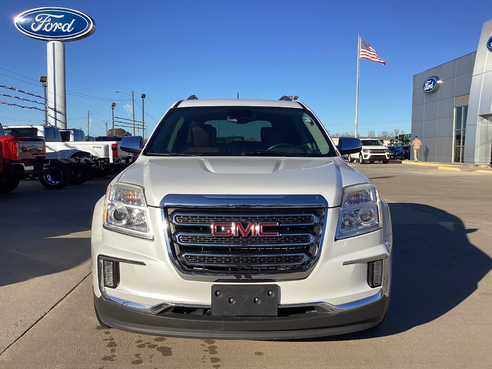 Used 2017 GMC Terrain SLT with VIN 2GKFLPE37H6265499 for sale in Kansas City