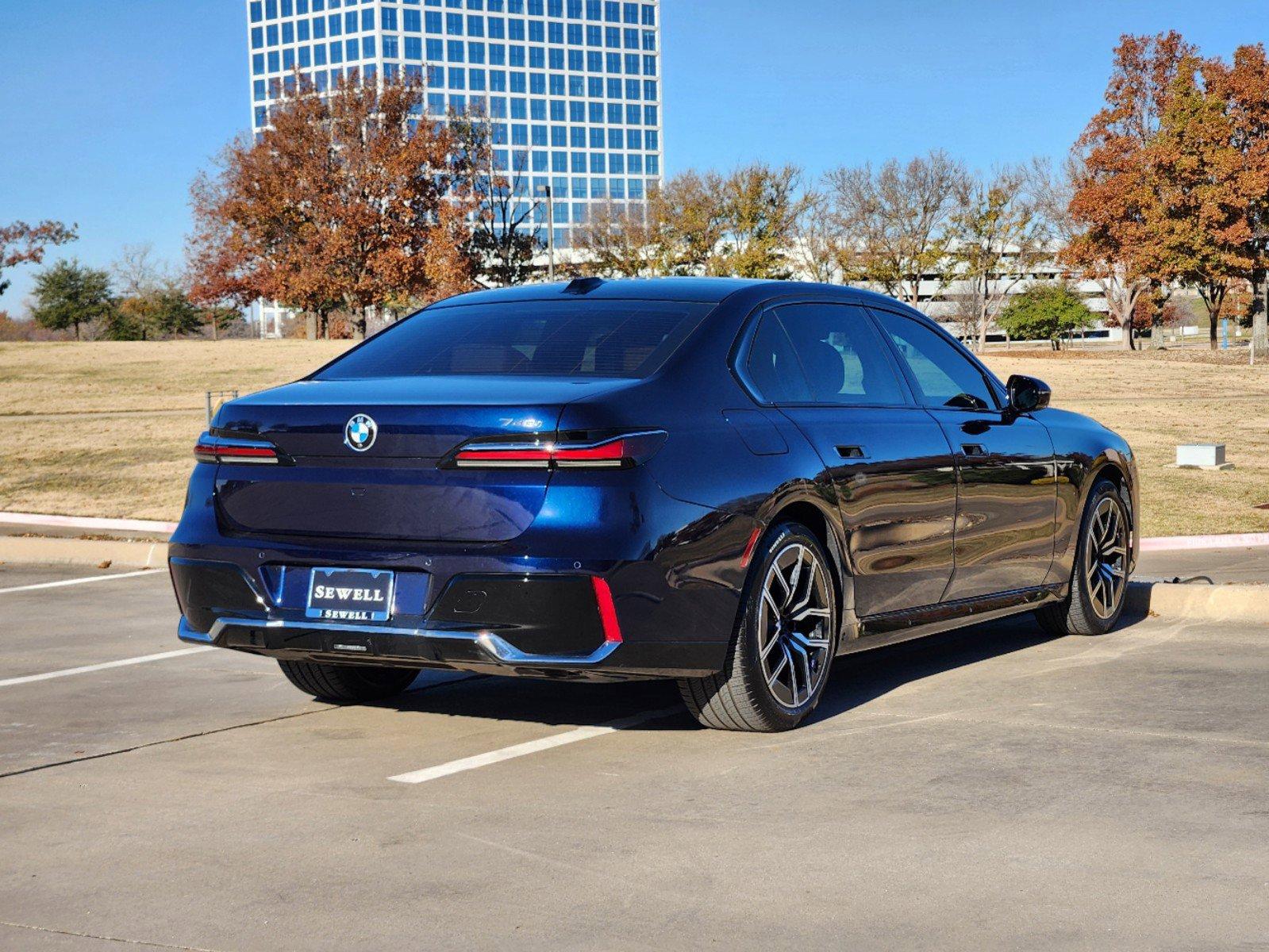 2024 BMW 740i Vehicle Photo in PLANO, TX 75024