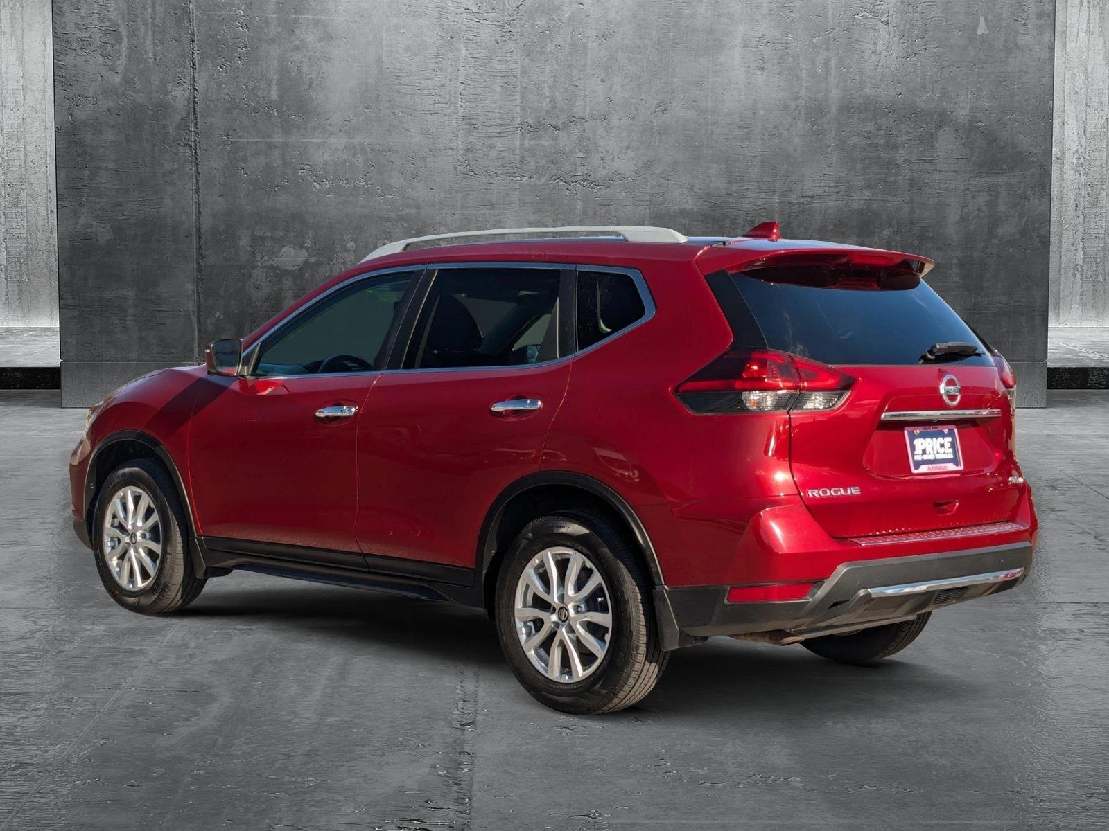 2018 Nissan Rogue Vehicle Photo in St. Petersburg, FL 33713