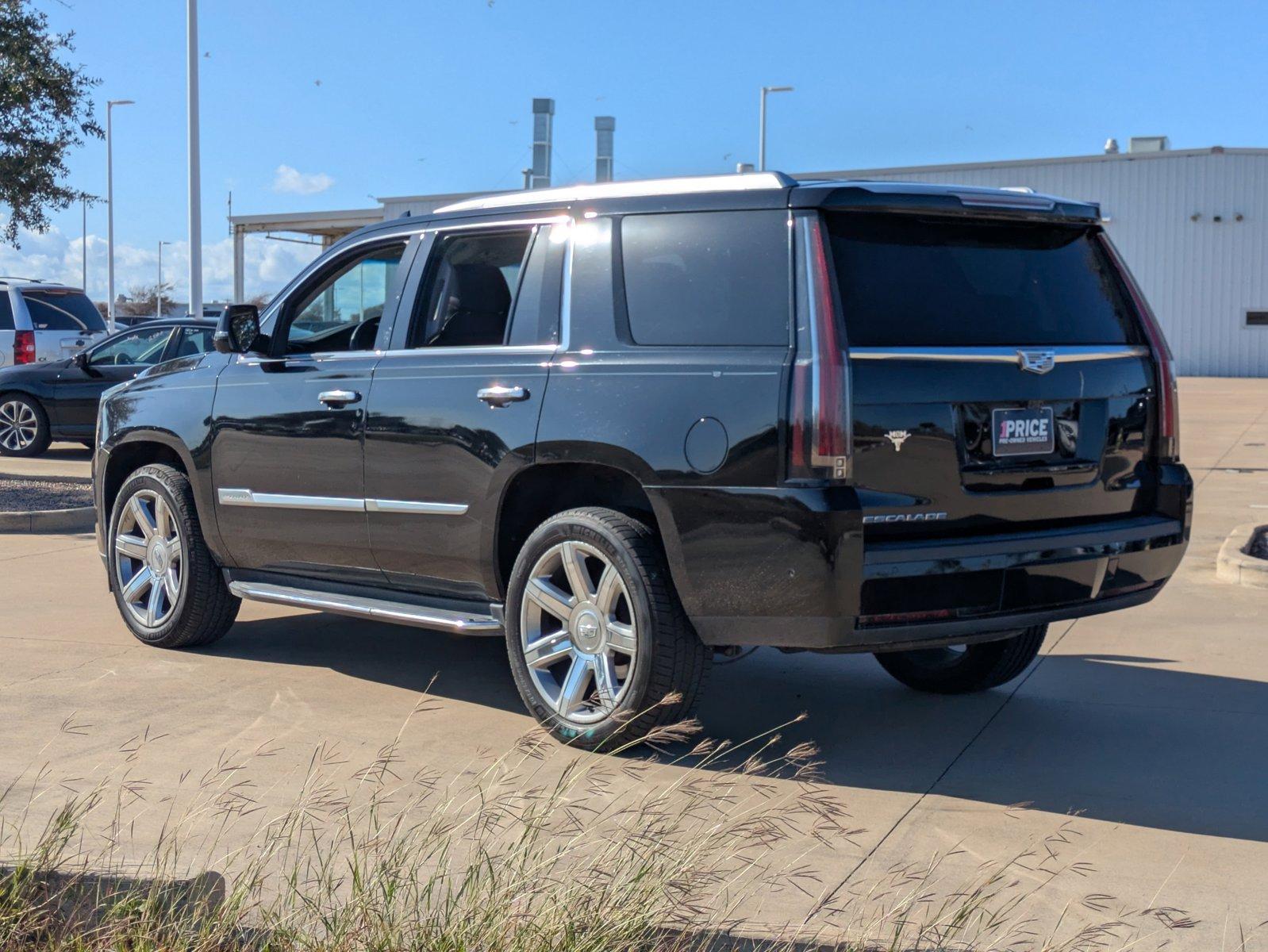 2020 Cadillac Escalade Vehicle Photo in CORPUS CHRISTI, TX 78412-4902