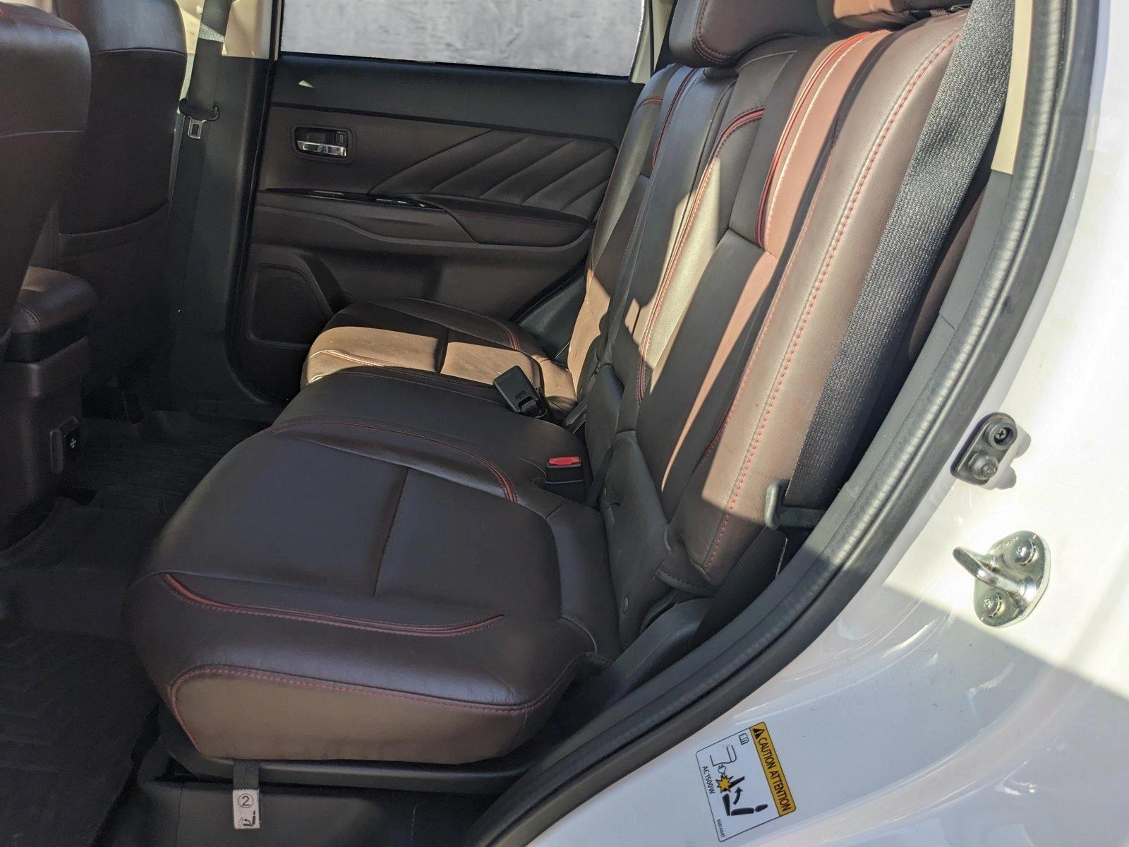 2018 Mitsubishi Outlander PHEV Vehicle Photo in MIAMI, FL 33172-3015