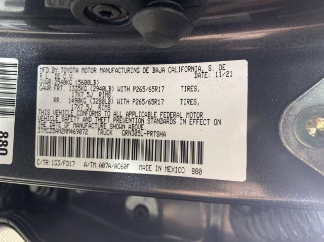 2022 Toyota Tacoma 4WD Vehicle Photo in MEDINA, OH 44256-9001